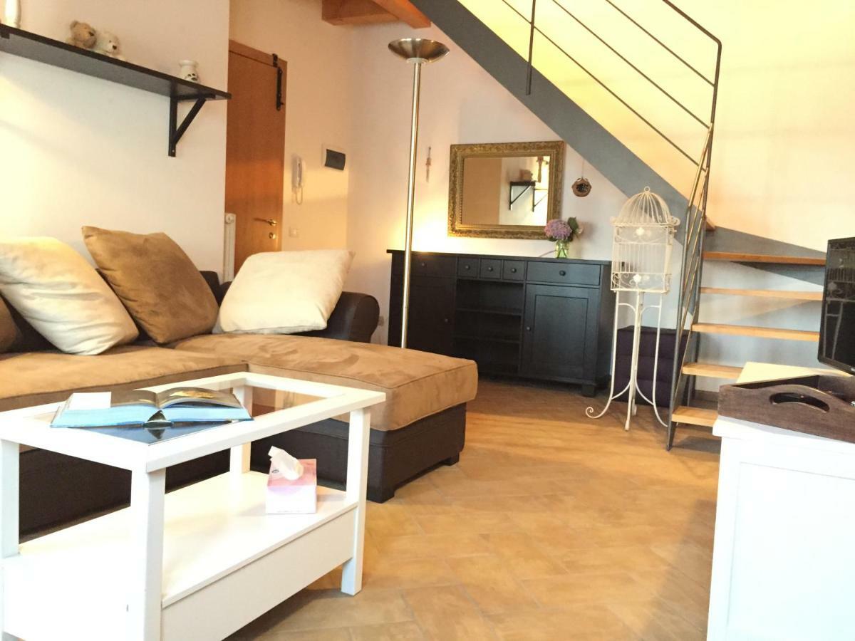 Borgo Caiar Apartment คาปริโน เวโรเนเซ ภายนอก รูปภาพ
