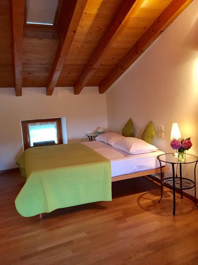 Borgo Caiar Apartment คาปริโน เวโรเนเซ ภายนอก รูปภาพ